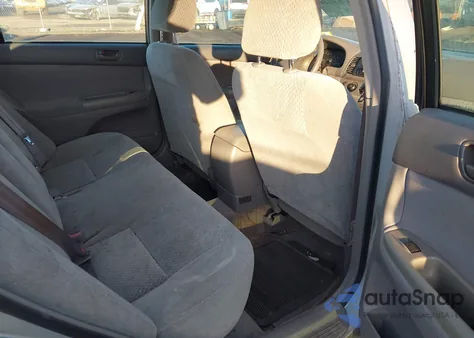 2003 Toyota Camry Le from USA, damaged, VIN 4T1BE32K53U127703